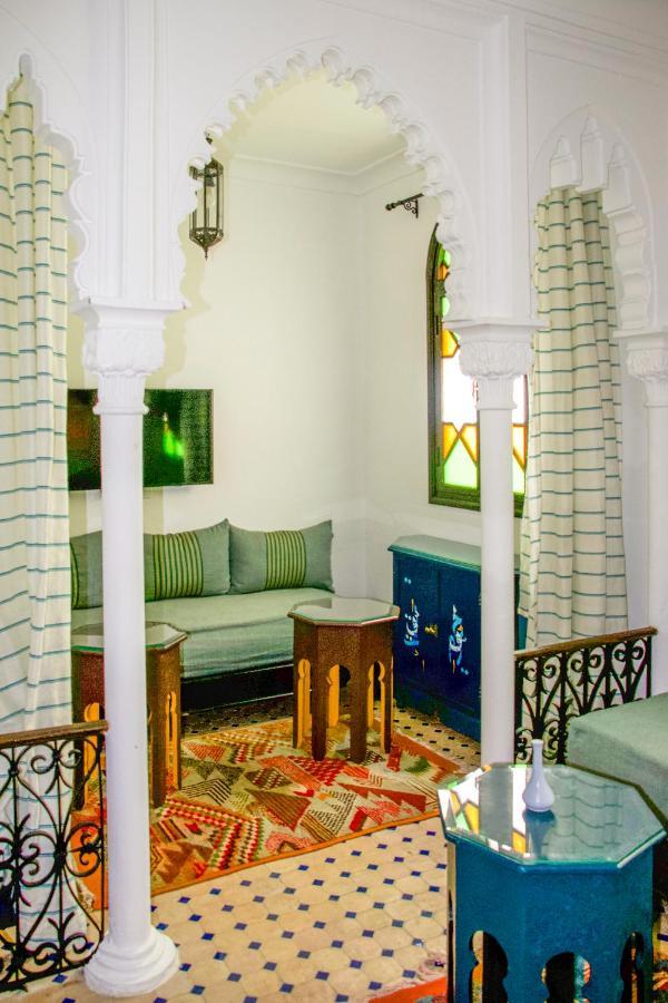 Dar Tinjaa Bed and breakfast 3*