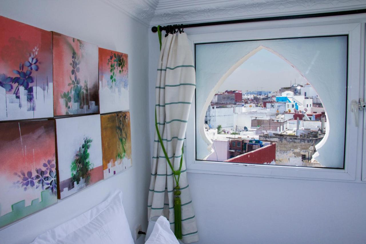 Dar Tinjaa Bed and breakfast